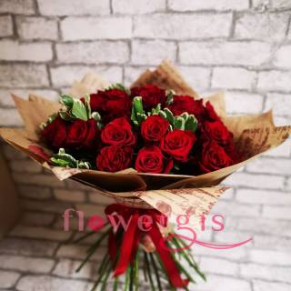 Жемчужина из роз